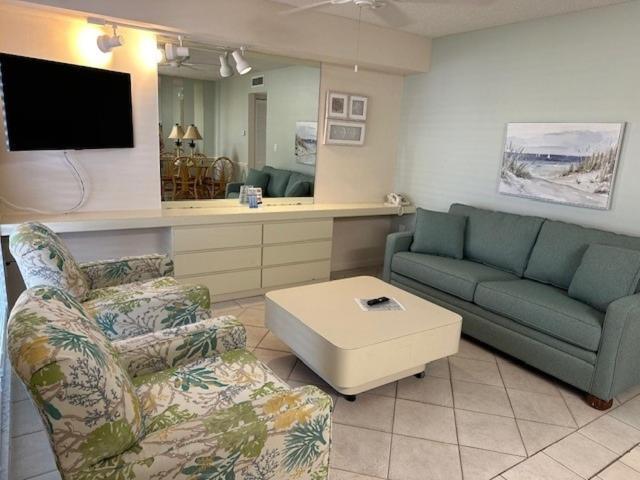 Treasure Island Beach Club 727-360-7096 圣徒皮特海滩 外观 照片