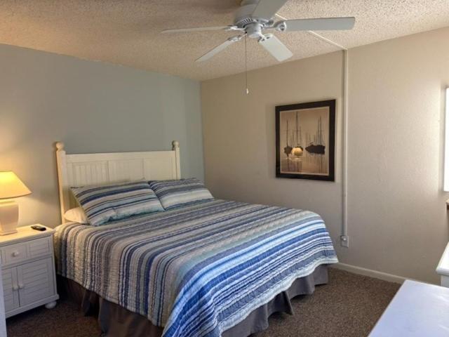 Treasure Island Beach Club 727-360-7096 圣徒皮特海滩 外观 照片